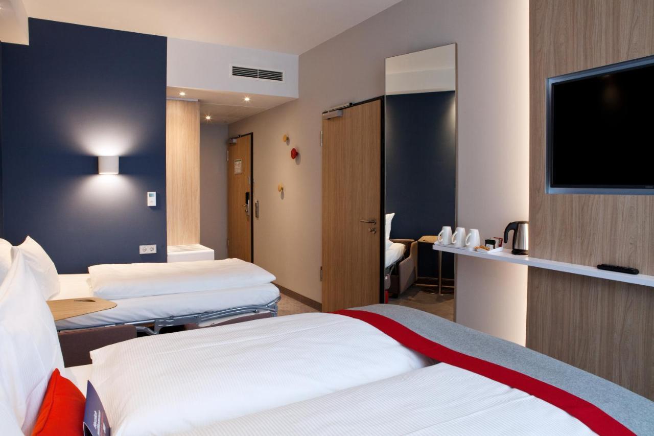 Holiday Inn Express - Kaiserslautern By Ihg Buitenkant foto