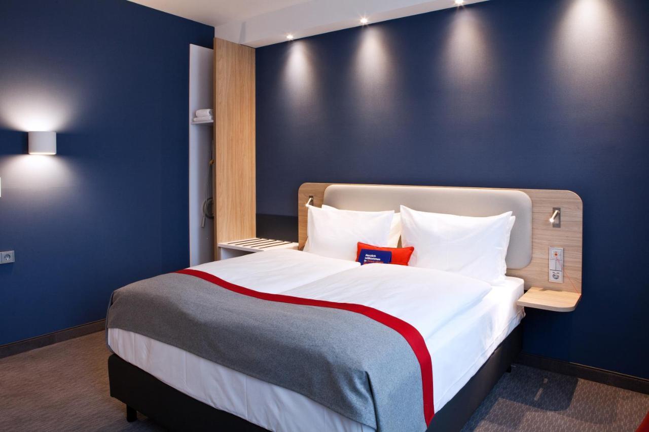 Holiday Inn Express - Kaiserslautern By Ihg Buitenkant foto