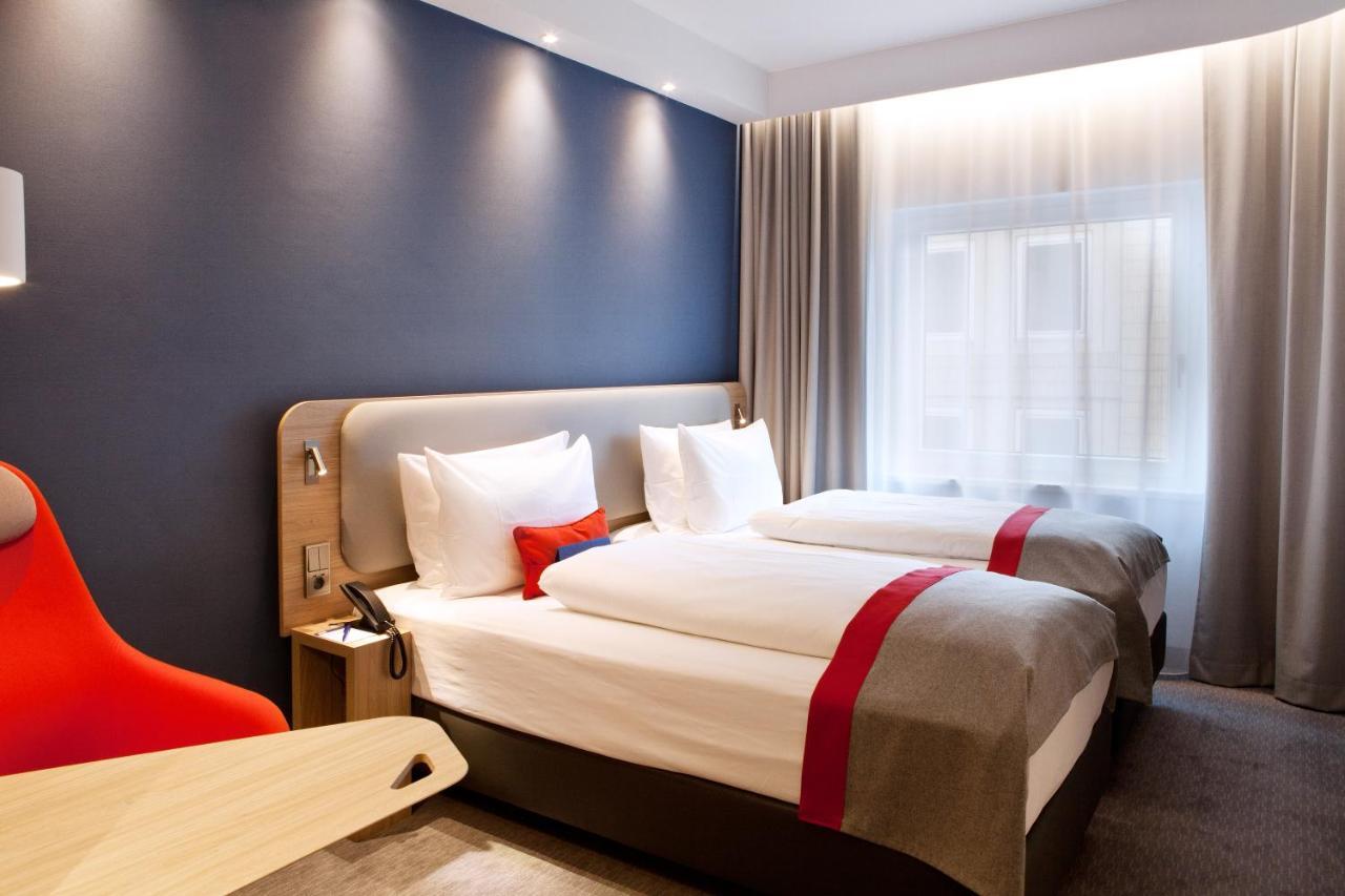 Holiday Inn Express - Kaiserslautern By Ihg Buitenkant foto