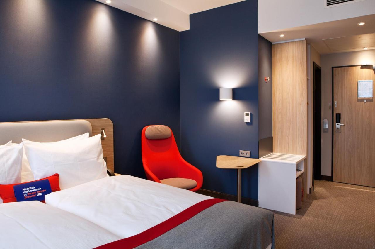Holiday Inn Express - Kaiserslautern By Ihg Buitenkant foto