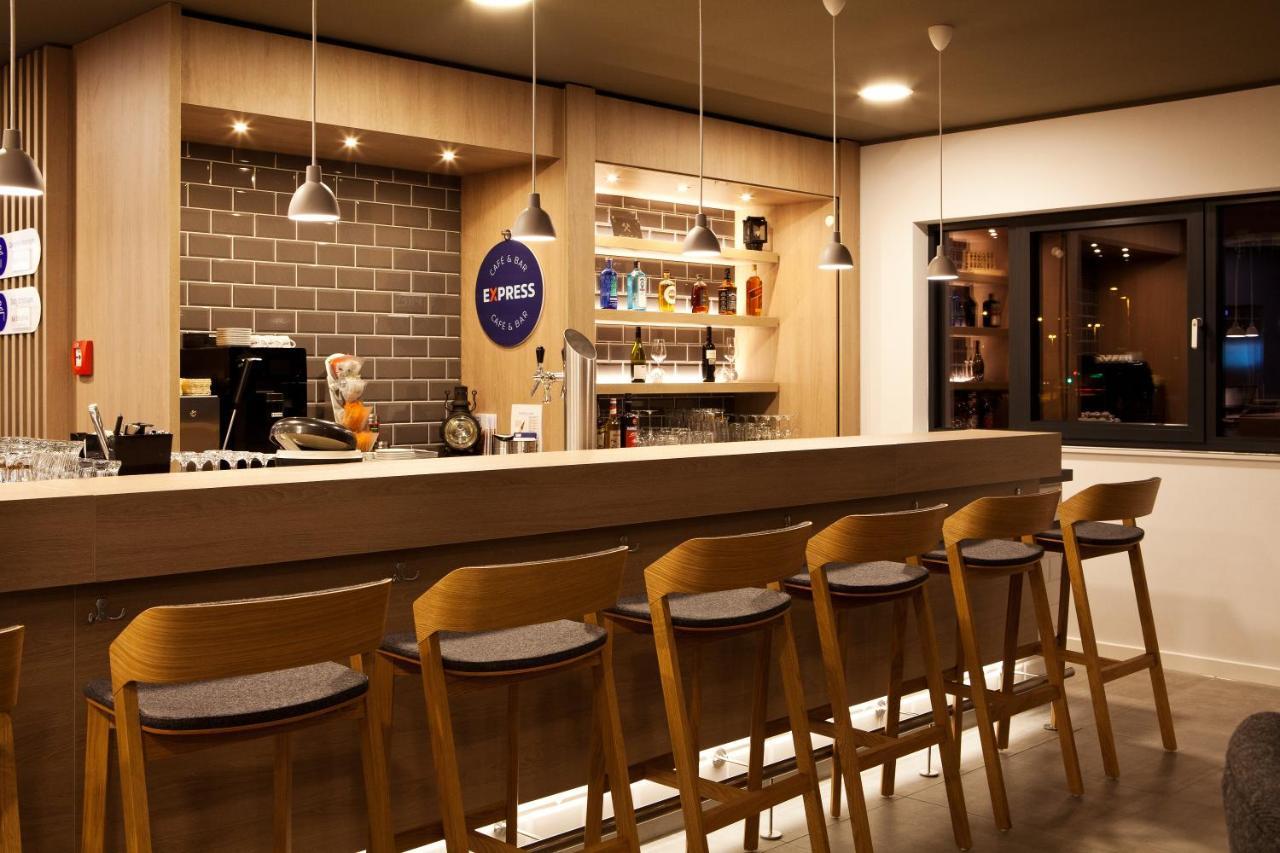 Holiday Inn Express - Kaiserslautern By Ihg Buitenkant foto
